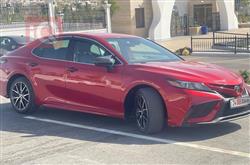 تۆیۆتا کامری